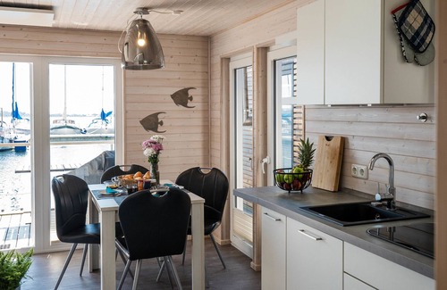 Burgstaaken Apartment | Hausboot für 5 Gäste mit 43m² in Fehmarn