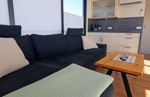Tarnewitz Boat Rental | Hausboot in Boltenhagen