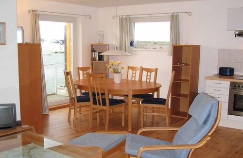 Kroeslin Boat Rental | Hausboot in Kroeslin am Bodden
