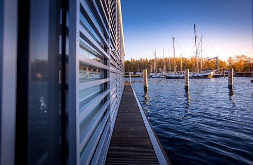 Peenemuende Boat Rental | Hausboot in Peenemünde