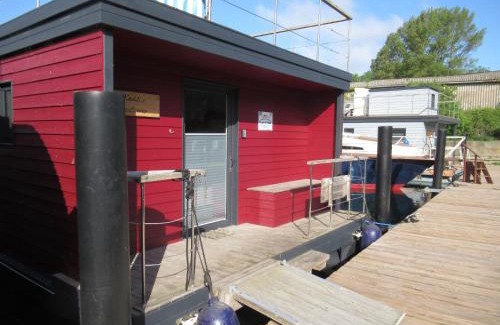Grossenbrode Boat Rental | Hausboot Kaddi`s Sunflower - Huus & Meer
