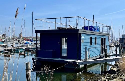 Grossenbrode Boat Rental | Hausboot LUMME - Huus & Meer