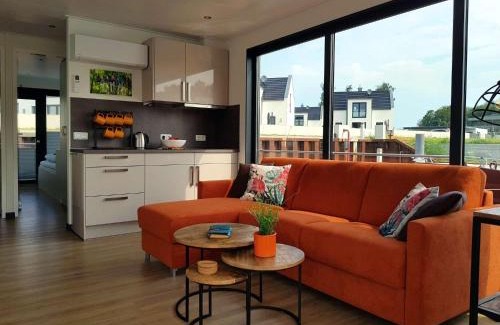 Peenemuende Boat Rental | Hausboot Marama - LP10