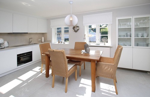 Wrixum House | Haushälfte in Wrixum Unter Reetdach mit 3- Zimmern und 90 qm