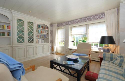 Wenningstedt-Braderup House | Hausteil Ruusenhoog