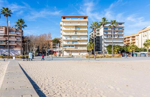 Torredembarra Apartment | Hauzify I Apartament Torremar
