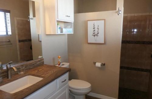 Lake Havasu City House | HavaRelaxing Stay Pool Spa 7minToBridge