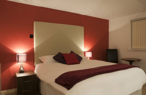 Talbot Green Hotel | Haveli Hotel