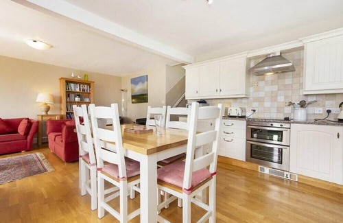 Newton by the Sea Cottage | HAVEN COTTAGE, family friendly in Low Newton-By-The-Sea