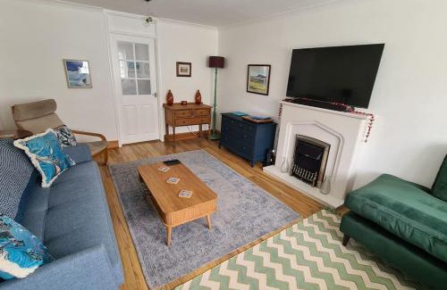 Walmer House | Haven Cottage - adjacent to beach and promenade