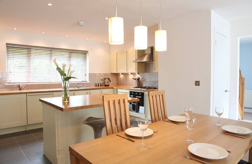 Carnon Downs Cottage | HAVEN, family friendly, with a garden in Carnon Downs