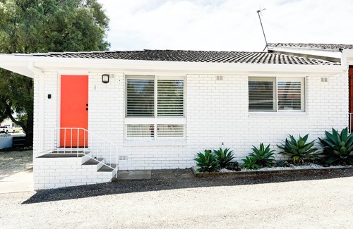 Turvey Park Apartment | Haven in the heart of Turvey Park!
