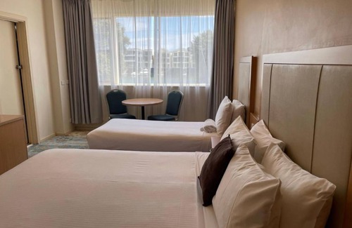 Glenelg North Hotel | Haven Marina Motel