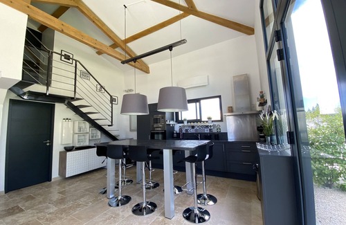 Violes Villa | Haven of peace in the vineyards