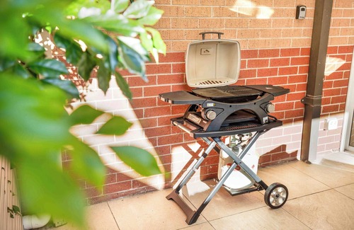 Kingsford Apartment | Haven on Botany - 3BR Townhouse with Courtyard