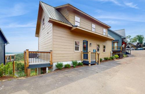 Sevierville House | Haven on the Lake