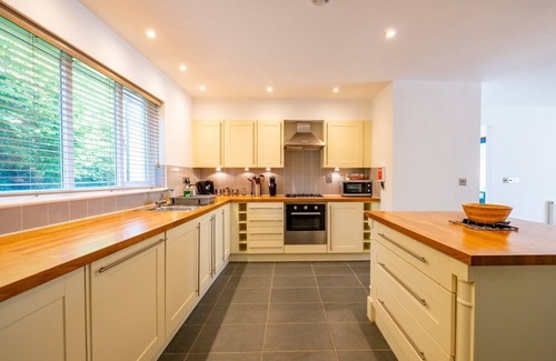 Carnon Downs Cottage | Haven (pet friendly) - 5 star self catering cottage