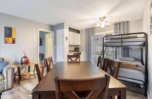Camdenton Apartment | Haven Suite Apartment w/Beautiful Wooded Views