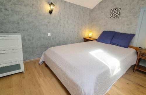 Bollene Apartment | Havre Cocon - Clim, TV, Wifi