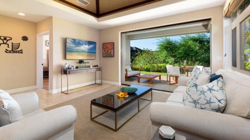 Kamuela House | HAWAIIAN DREAM Relaxing KaMilo 3BR Home with Private Beach Club