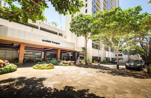 Waikiki Hotel | Hawaiian Sun Holidays