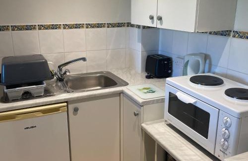 Woolfardisworthy Apartment | Hawfinch Apartment - Uk49304