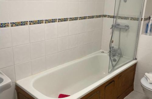 Woolfardisworthy Apartment | Hawfinch Apartment - Uk49304