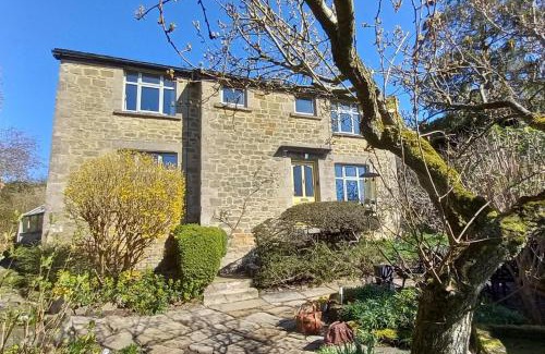 Baslow House | Hawkfield