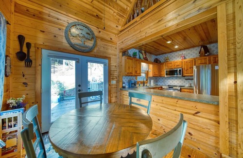 Suches Cabin | Hawks Whistle - Peaceful, Dog-friendly, Hot Tub, Waterfall nearby!