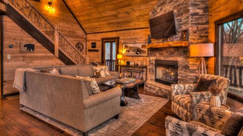 Morganton House | Hawksnest