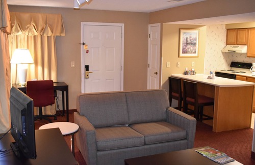 Wichita Hotel | Hawthorn Extended Stay by Wyndham Wichita