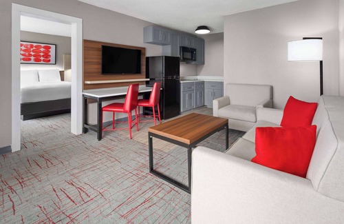Dentsville Hotel | Hawthorn Extended Stay By Wyndham Columbia/Ft. Jackson