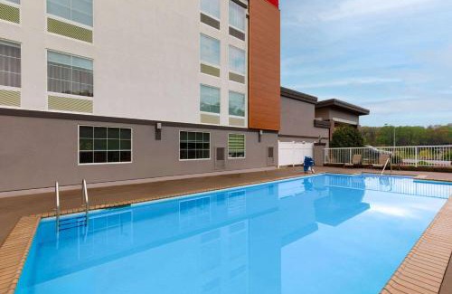 Knoxville Hotel | Hawthorn Extended Stay by Wyndham Knoxville