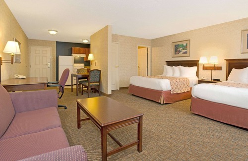 Sharonville Hotel | Hawthorn Extended Stay by Wyndham Cincinnati/Sharonville