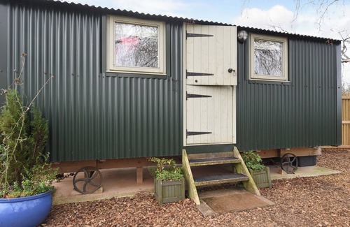 Nordley Cottage | Hay and Hedgerow Glamping