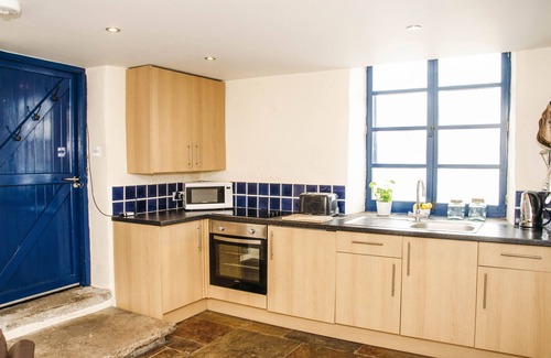 High Peak House | Hay barn cottage at New Mills Marina
