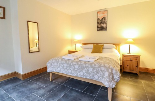 Corwen Cottage | HAY STORE, luxury holiday cottage, with hot tub in Corwen