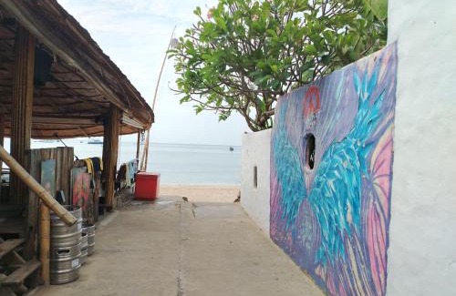 Ko Lanta Ski Chalet | Hayar House's Cabin house at kantiang bay