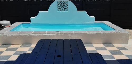 Robertson Apartment | Hayburg House