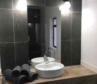 Robertson Apartment | Hayburg House