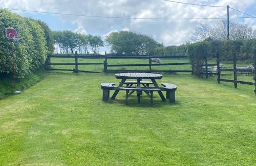 Camelford House | Haycombe Cottgae 3 bed Sleeps 5
