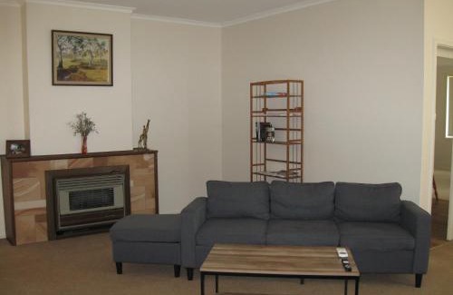 Delegate House | Hayden House