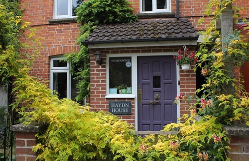 Glastonbury House | Haydn House
