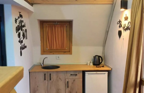 Karaburun Ski Chalet | Hayela Bungalov Otel ve Restaurant