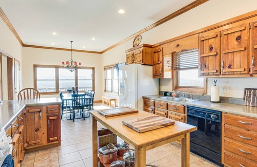 Hayesville House | Hayesville Home w/Hot Tub + Mountain Views!