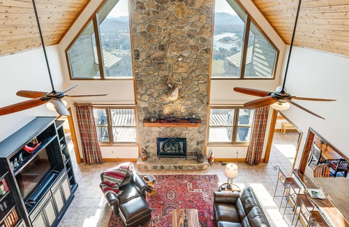 Hayesville House | Hayesville Home w/Hot Tub + Mountain Views!