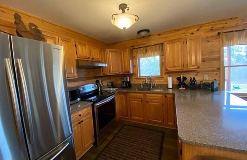 Crawford County House | Haymarsh Creek Cabin