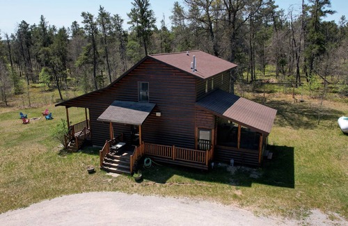 Crawford County House | Haymarsh Creek Cabin