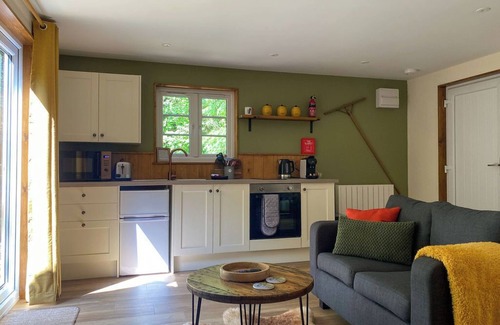 Hythe Cabin | Hayne Barn Estate - Private Estate : 6 Eco Lodges - 1 Studio
