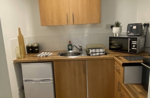 Huddersfield Apartment | Hayy Modern Studio Huddersfield